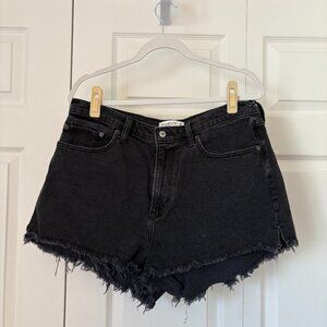 The Mom Short High Rise Curve Love